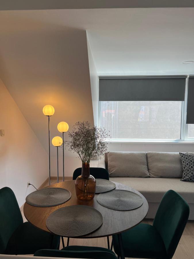 Charming Duplex On The Canal Brussel Bagian luar foto