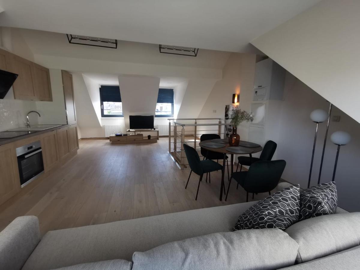 Charming Duplex On The Canal Brussel Bagian luar foto